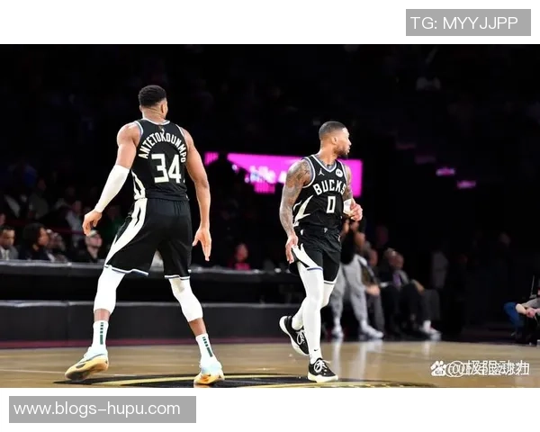 2021年NBA总决赛精彩回顾网队对阵雄鹿的激烈对决全程回放